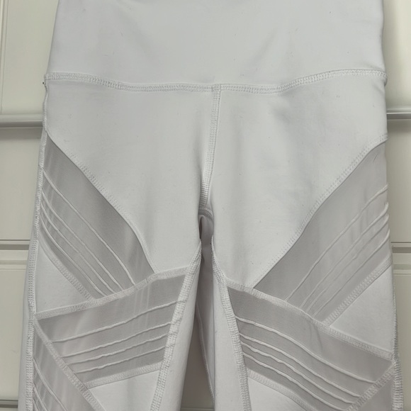 White Alo Leggings - Picture 4 of 6